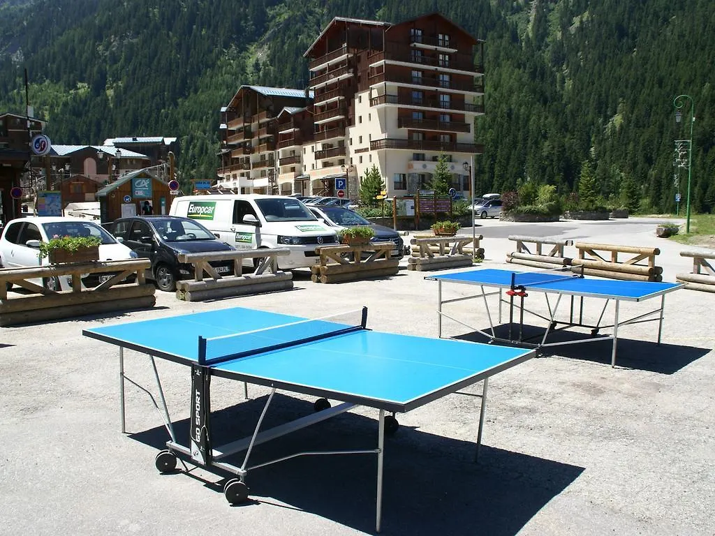 Cozy Holiday Home In Valfr Jus Near Ski Lift 0*, Valfrejus