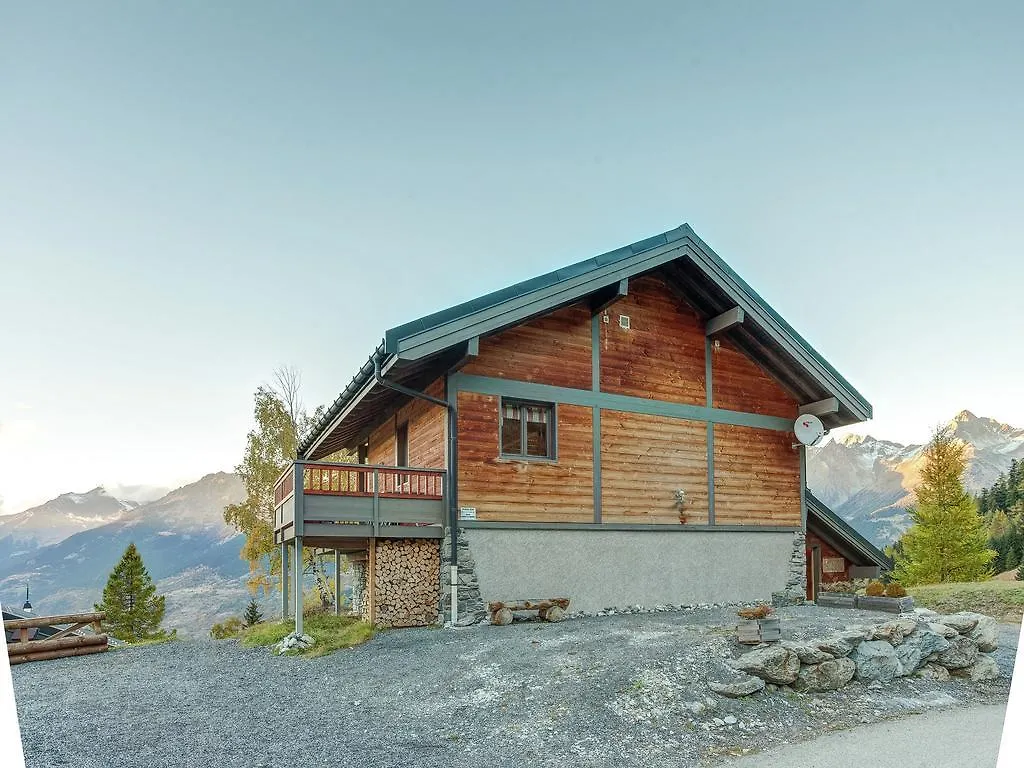 Cozy Holiday Home In Valfr Jus Near Ski Lift 0*, Valfrejus France