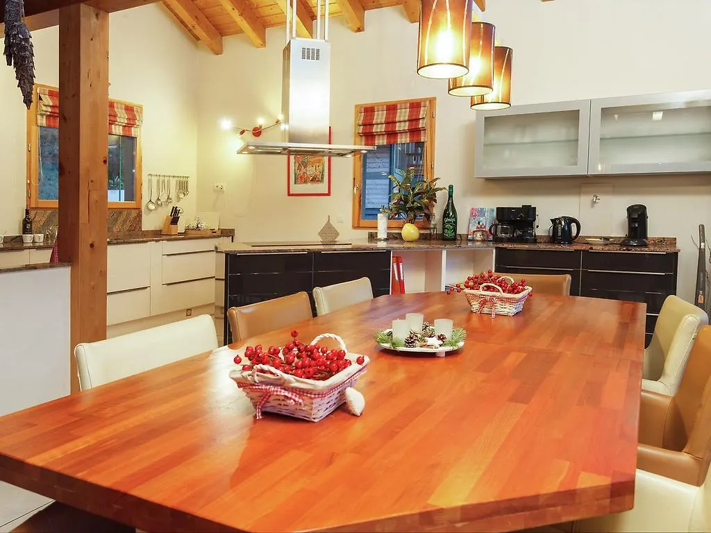 Cozy Holiday Home In Valfr Jus Near Ski Lift 0*, Valfrejus