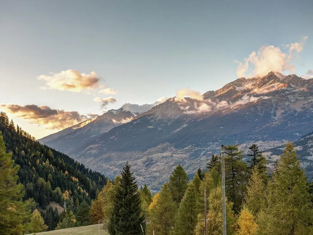 Cozy Holiday Home In Valfr Jus Near Ski Lift Valfrejus